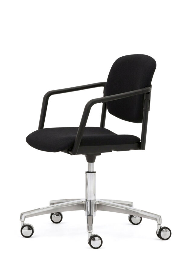 sodoben oblazinjen konferencni stol alina na kolesih